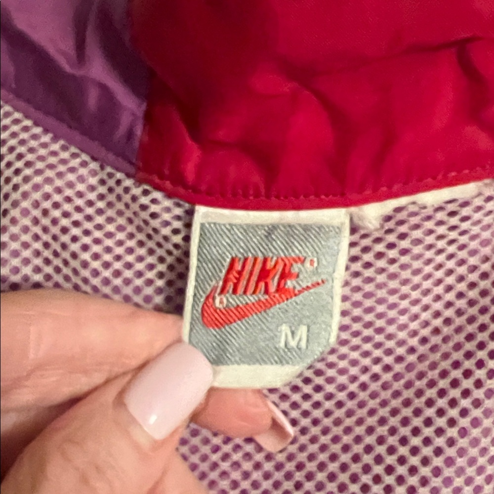 VINTAGE, NIKE LIGHTWEIGHT VENTED NYLON TRACK JACKET  90’s, UNISEX, SIZE M - Picture 11 of 12